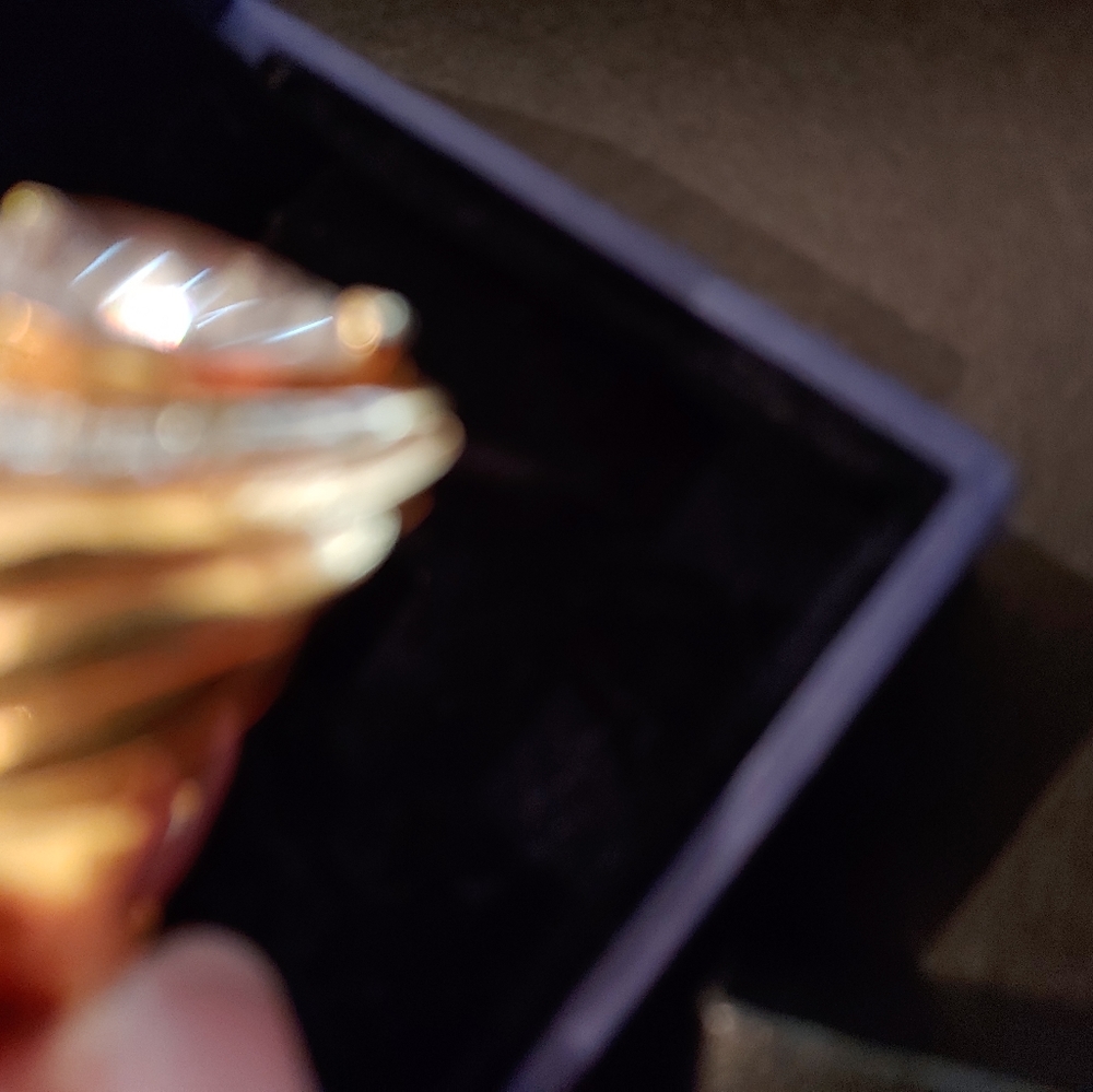 Lady's ring - Picture 3 of 6